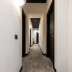 Dh Castello 4* ميلان