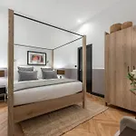 Dh Castello בית הארחה 4*
