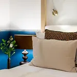 Dh Castello بيت ضيافة ميلان